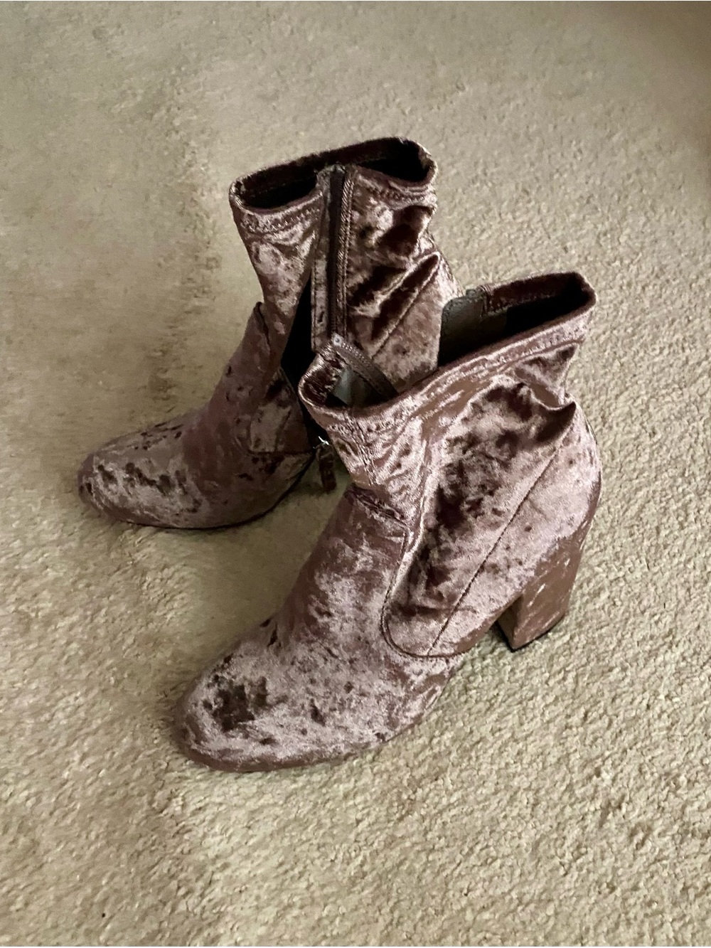 Steve Madden Crushed Velvet Ankle Boots in Dusty Mauve